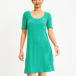 NWT LOFT Ribbed Scoop Neck Shift Dress Small Cove Green